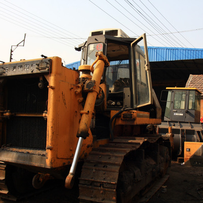 徐州市萬鵬工程機械 專業租賃與維修的一站式服務專家